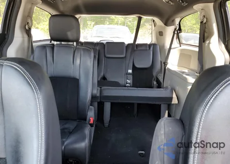 2015 Dodge Grand Caravan Sxt z USA, uszkodzony, nr VIN 2C4RDGCG0FR724587